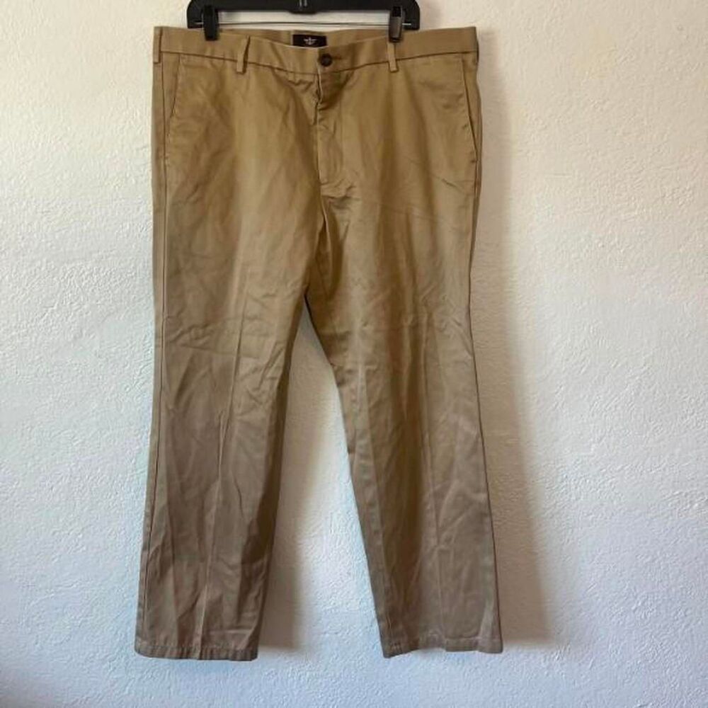 Dockers Men's Tan and Khaki Trousers